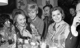 Fasnacht, Restaurant-Bar Barfüsser Zürich, 1969