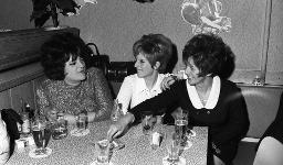 Fasnacht, Restaurant-Bar Barfüsser Zürich, 1969