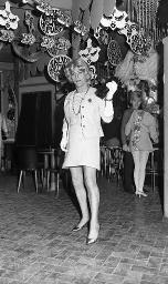 Fasnacht, Restaurant-Bar Barfüsser Zürich, 1969
