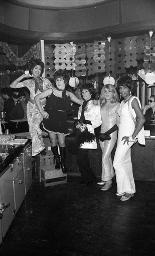 Fasnacht, Restaurant-Bar Barfüsser Zürich, 1969