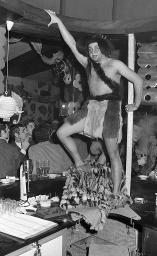 Fasnacht, Restaurant-Bar Barfüsser Zürich, 1969