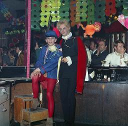 Fasnacht, Restaurant-Bar Barfüsser Zürich, 1969