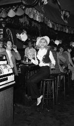 Fasnacht, Restaurant-Bar Barfüsser Zürich, 1970