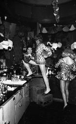 Fasnacht, Restaurant-Bar Barfüsser Zürich, 1970