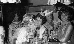 Fasnacht, Restaurant-Bar Barfüsser Zürich, 1970