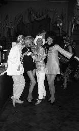 Fasnacht, Restaurant-Bar Barfüsser Zürich, 1970