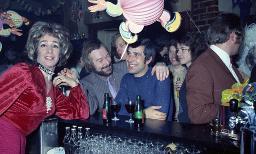 Fasnacht, Restaurant-Bar Barfüsser Zürich, 1972