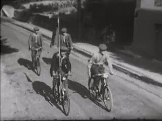 Das Leben im Arbeiter-Touring-Bund der Schweiz „Solidarität“ – La vie dans l’union du touring ouvrier suisse „Solidarité“, um 1935